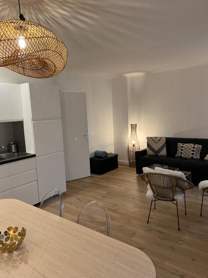 Notre Dame - Stylish Apartment Париж Экстерьер фото
